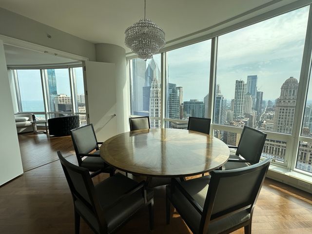 401 N Wabash Avenue 32H, Chicago, IL 60611