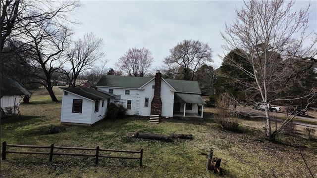 226 Lee Street, Clarksville, AR 72830