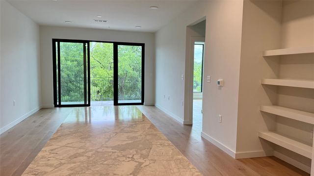 2209 S 1st ST 322, Austin, TX 78704