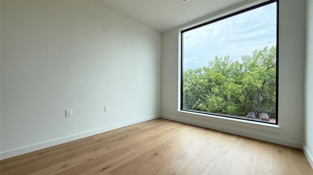 2209 S 1st ST 322, Austin, TX 78704