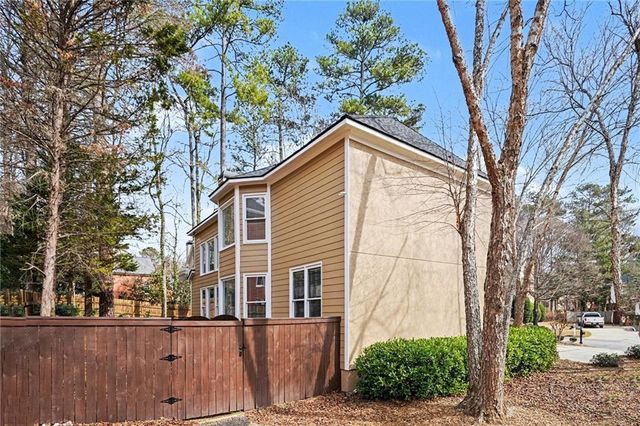 5010 Highland Oaks SE Court, Smyrna, GA 30126