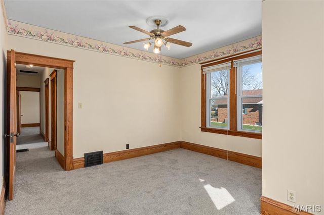 705 N Macoupin Street, Gillespie, IL 62033