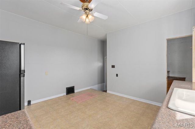 705 N Macoupin Street, Gillespie, IL 62033