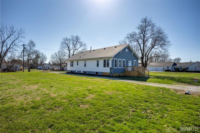 705 N Macoupin Street, Gillespie, IL 62033