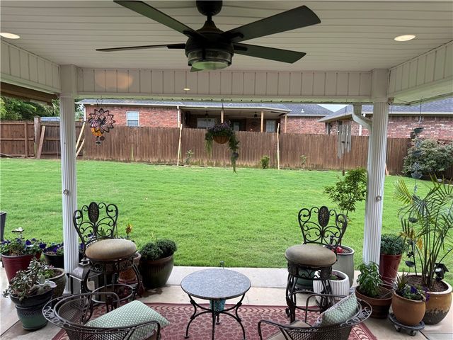 216 Thornwood Lane, Russellville, AR 72802