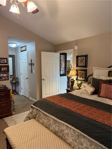 216 Thornwood Lane, Russellville, AR 72802