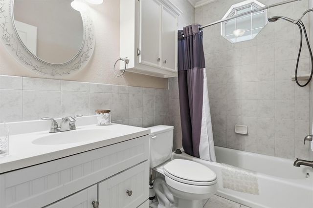 2862 Dees Circle, Sealy, TX 77474