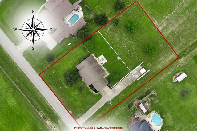 2862 Dees Circle, Sealy, TX 77474