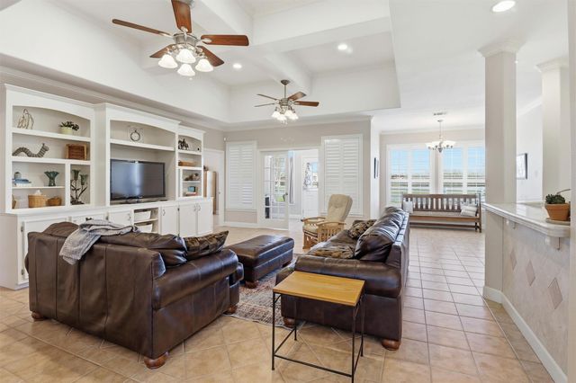 2862 Dees Circle, Sealy, TX 77474