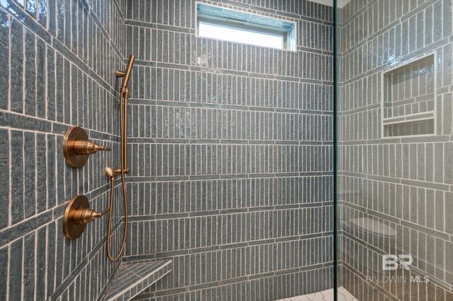 20253 La Savane Drive, Gulf Shores, AL 36542