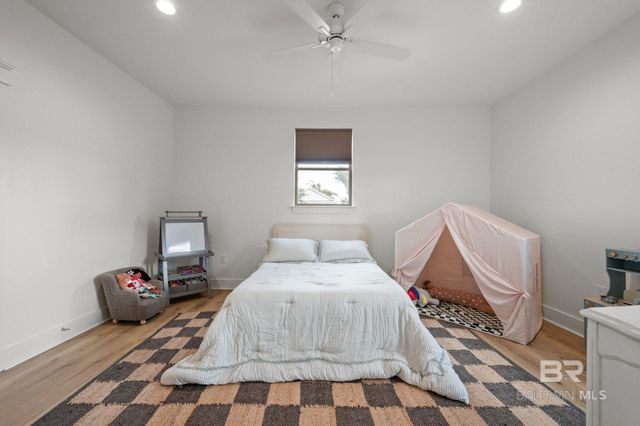 20253 La Savane Drive, Gulf Shores, AL 36542