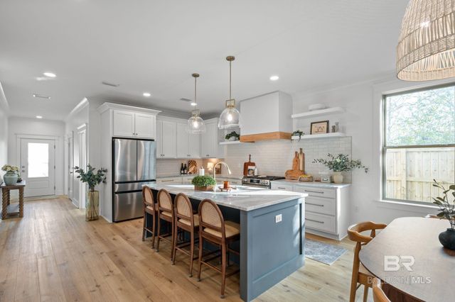 20253 La Savane Drive, Gulf Shores, AL 36542