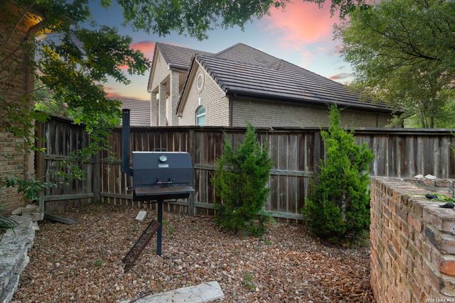 1210 Hymeadow Drive, San Antonio, TX 78258