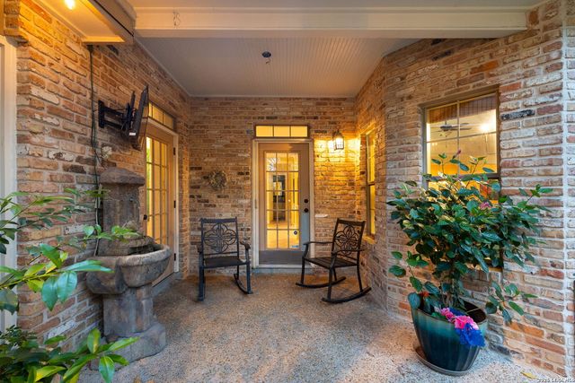 1210 Hymeadow Drive, San Antonio, TX 78258