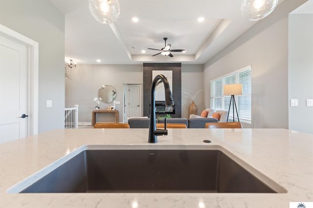 6905 Flint Drive, Papillion, NE 68046