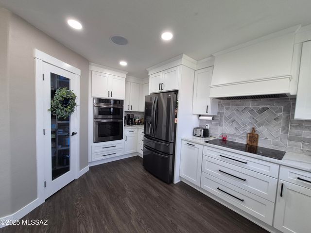 417 N 1st Avenue, Thatcher, AZ 85552