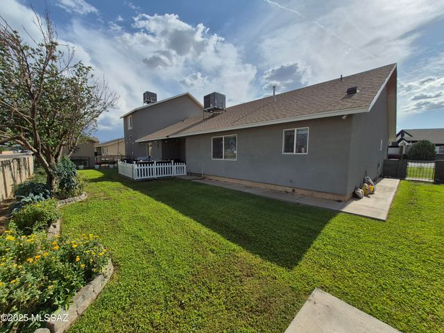 417 N 1st Avenue, Thatcher, AZ 85552