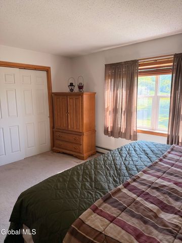 237 S Kingsboro Avenue, Gloversville, NY 12078