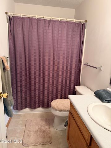 237 S Kingsboro Avenue, Gloversville, NY 12078