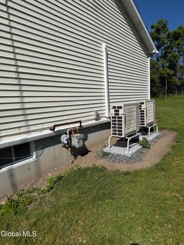 237 S Kingsboro Avenue, Gloversville, NY 12078