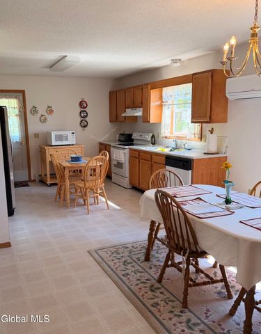 237 S Kingsboro Avenue, Gloversville, NY 12078