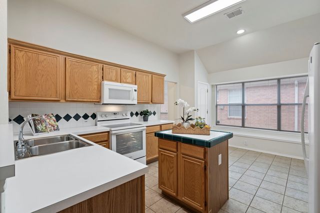 3307 Palmtree Drive, Mckinney, TX 75070