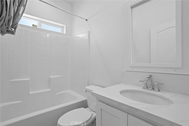 8086 Mission Boulevard 20, Jurupa Valley, CA 92509
