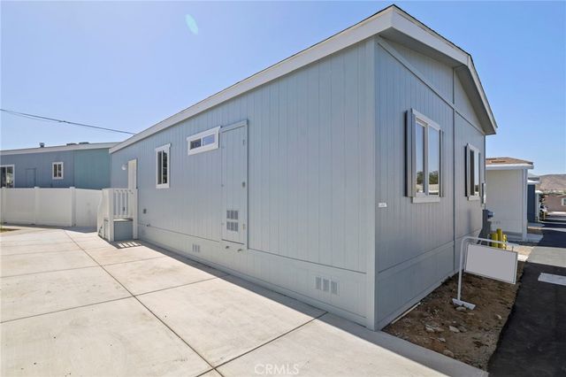 8086 Mission Boulevard 20, Jurupa Valley, CA 92509