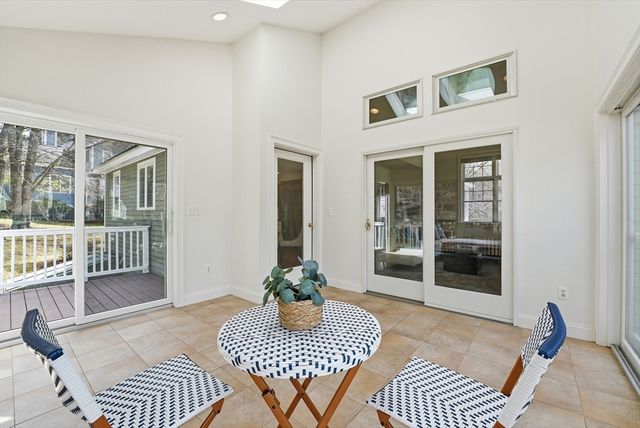 11 Longmeadow Way 11, Acton, MA 01720