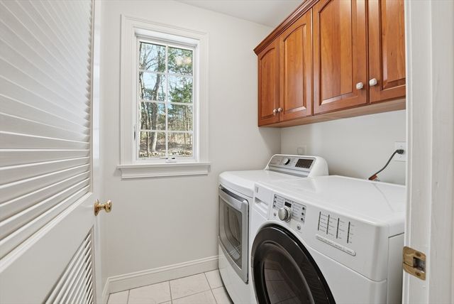 11 Longmeadow Way 11, Acton, MA 01720