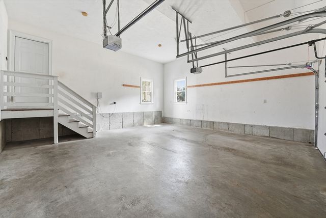 11 Longmeadow Way 11, Acton, MA 01720