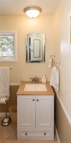 74 Hidden Brook Drive, Hyde Park, NY 12538