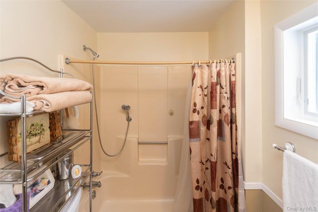 74 Hidden Brook Drive, Hyde Park, NY 12538