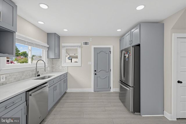 3605 GLENN ST, Philadelphia, PA 19114
