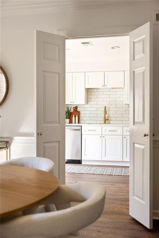 20 Stratford Hall Place NE, Atlanta, GA 30342