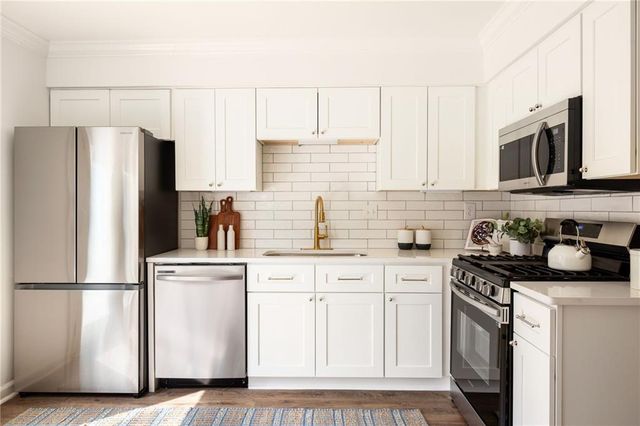 20 Stratford Hall Place NE, Atlanta, GA 30342