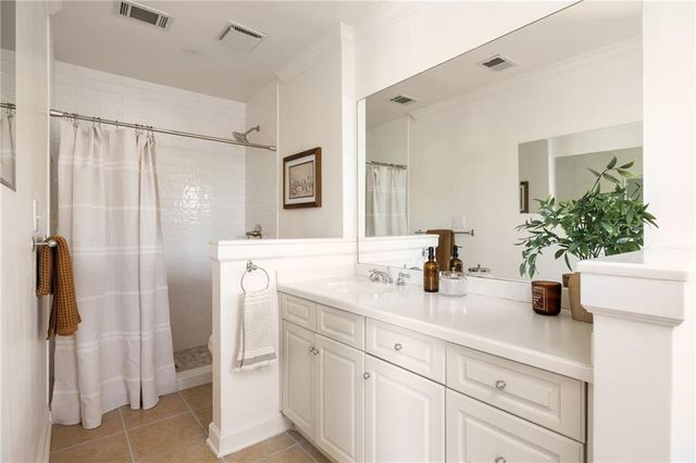 20 Stratford Hall Place NE, Atlanta, GA 30342