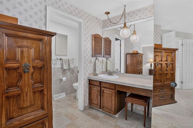 4987 E Lake Avenue, Centennial, CO 80121