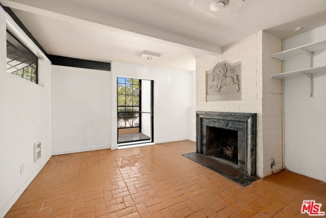 333 Dalehurst Avenue, Los Angeles, CA 90024