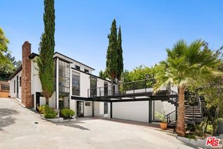 333 Dalehurst Avenue, Los Angeles, CA 90024