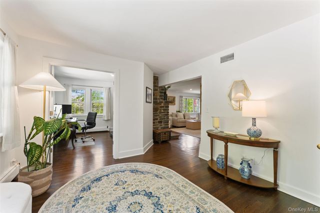 301 Bronxville Road, Bronxville, NY 10708