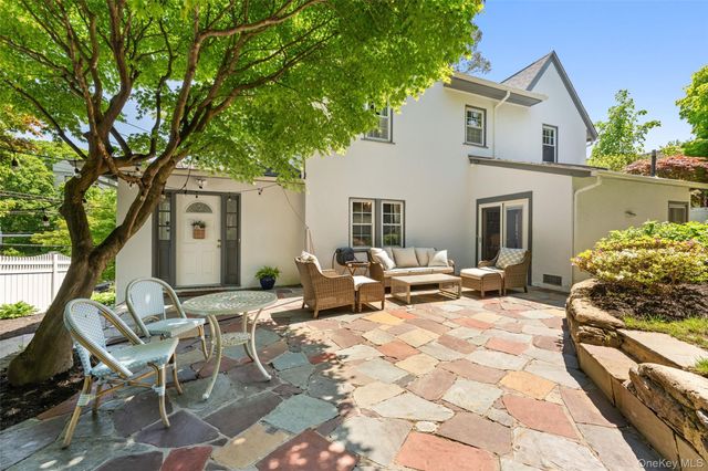 301 Bronxville Road, Bronxville, NY 10708