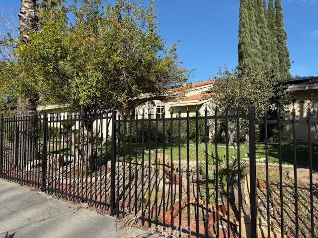 10918 Reseda, Porter Ranch, CA 91326