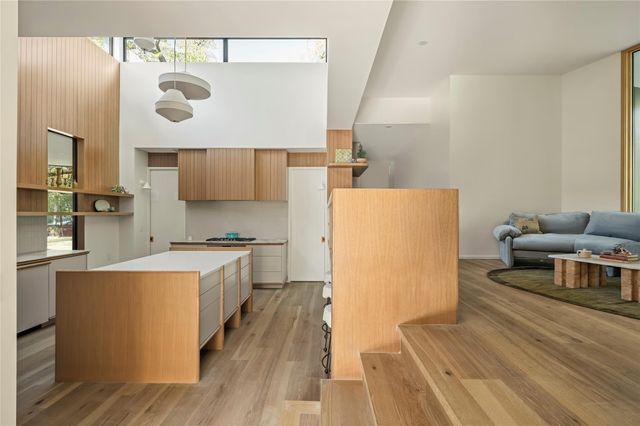 1705 Cliffside DR, Austin, TX 78704