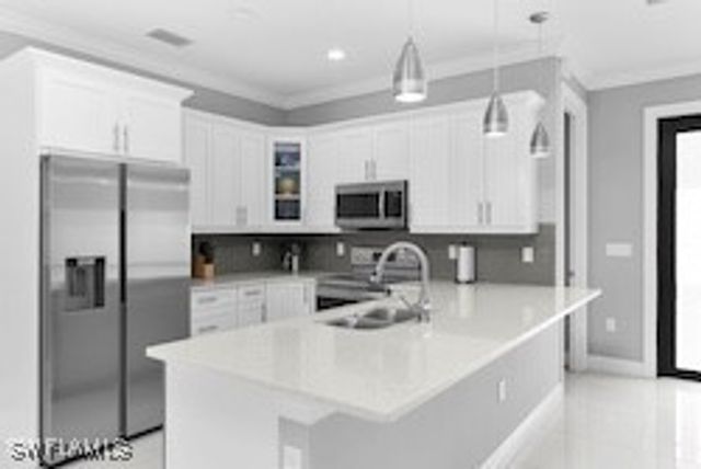 3625 54th AVE NE, Naples, FL 34120