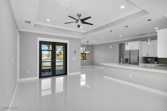 3625 54th AVE NE, Naples, FL 34120