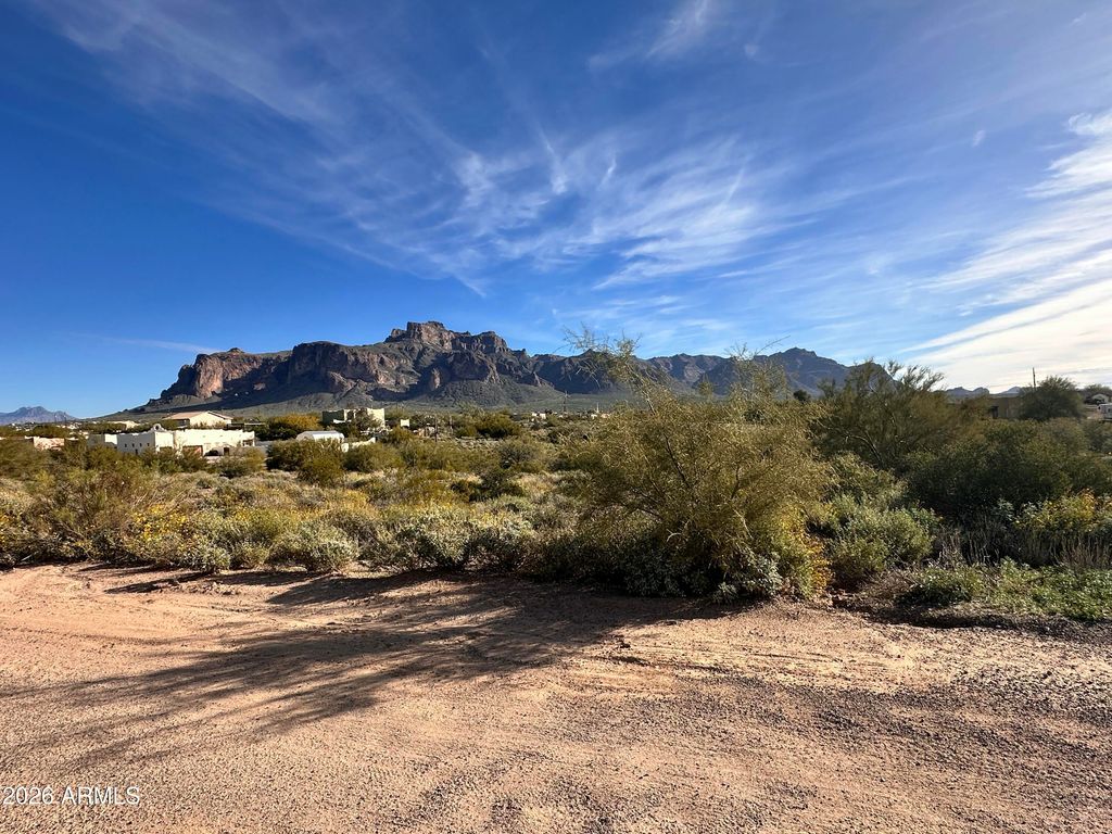 0000 S Roadrunner Road 2, Apache Junction, AZ 85119 — exterior