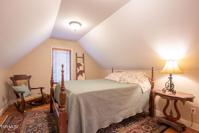 16301 Highlands Log Drive, Abingdon, VA 24210