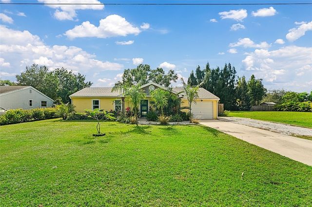 701 Highland Drive SW, Vero Beach, FL 32962