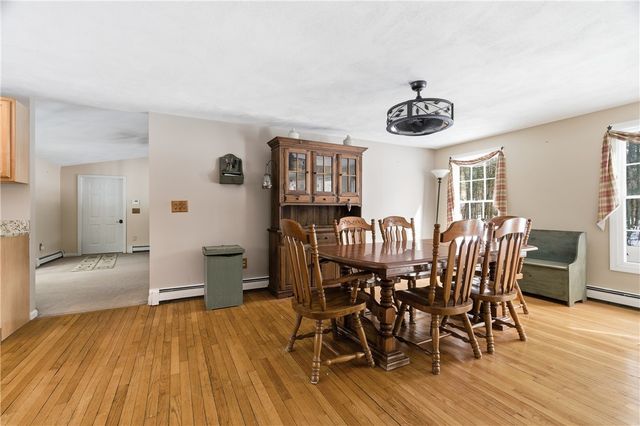 37 Anan Wade Road, Glocester, RI 02857